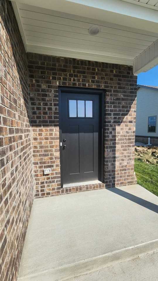 929 Olympic Ct - Photo 4 of 36