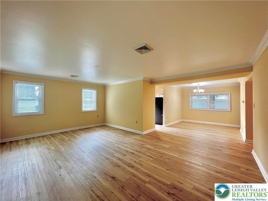2404 Northwood Ave - Photo 5 of 22