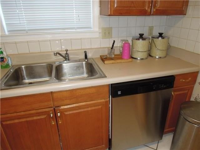 6300 Heathcliff Cv - Photo 6 of 13