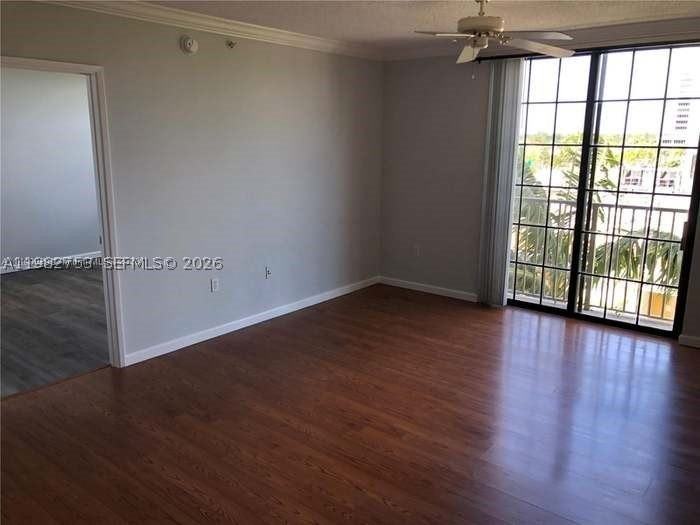 1919 Van Buren St #619A - Photo 6 of 13