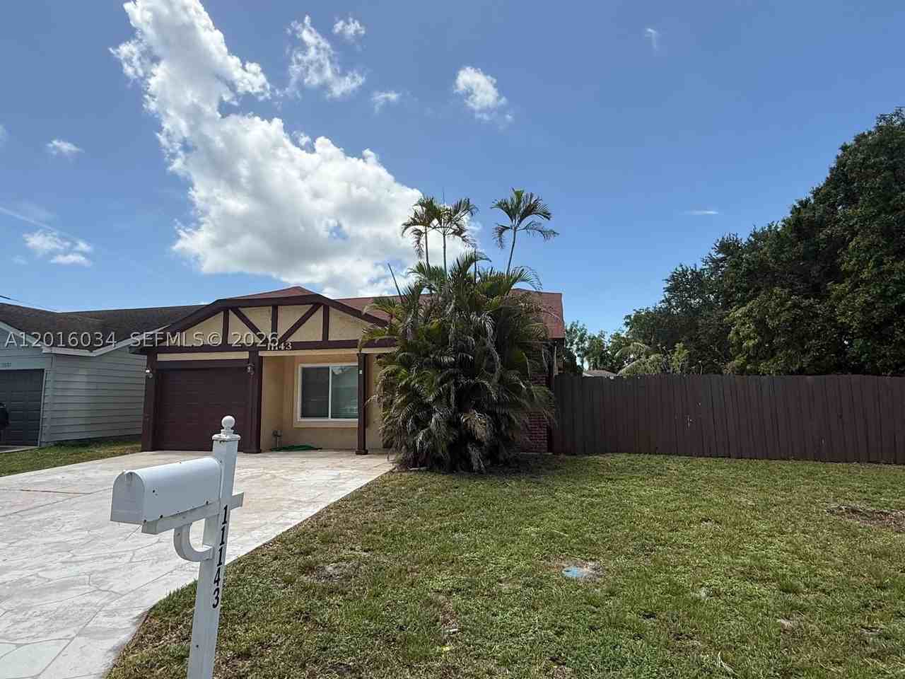 11143 Model Cir E - Photo 3 of 29