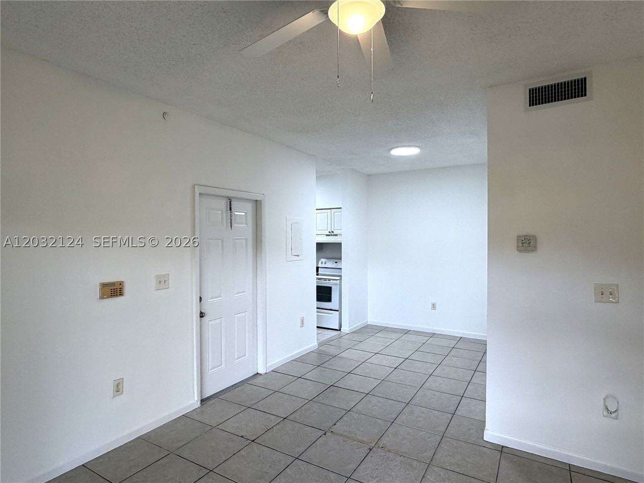 1701 Nw 96th Ter #1J - Photo 5 of 18