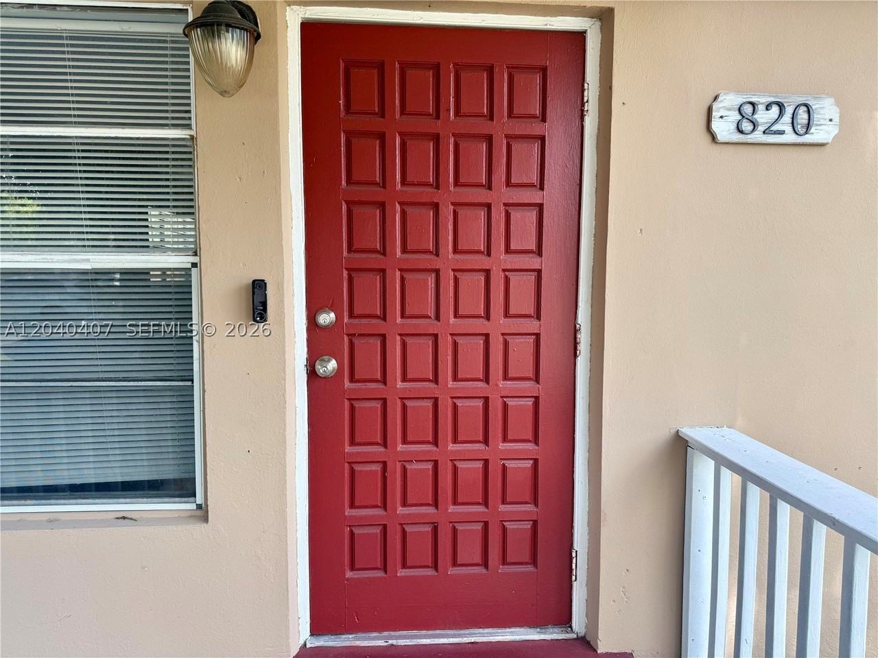 820 Nw 4th Ave - Photo 2 of 13