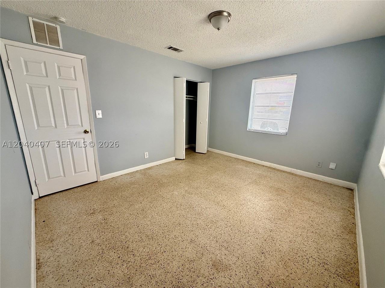 820 Nw 4th Ave - Photo 7 of 13