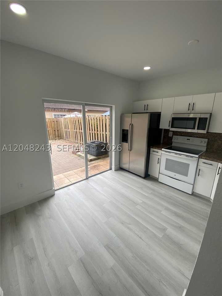 13765 Sw 170th Ter #13765 - Photo 5 of 19
