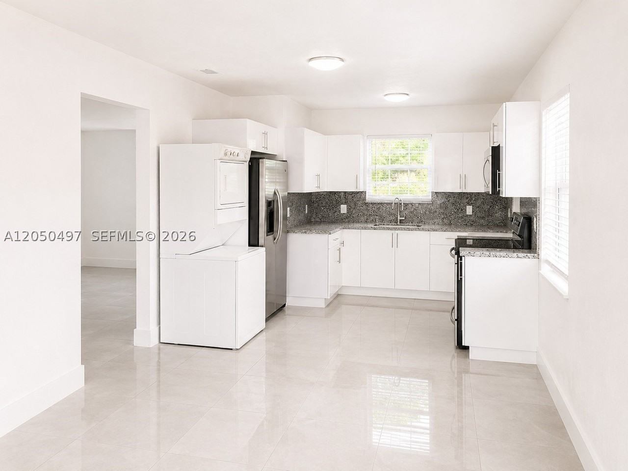 1114 Nw 59th St - Photo 4 of 12