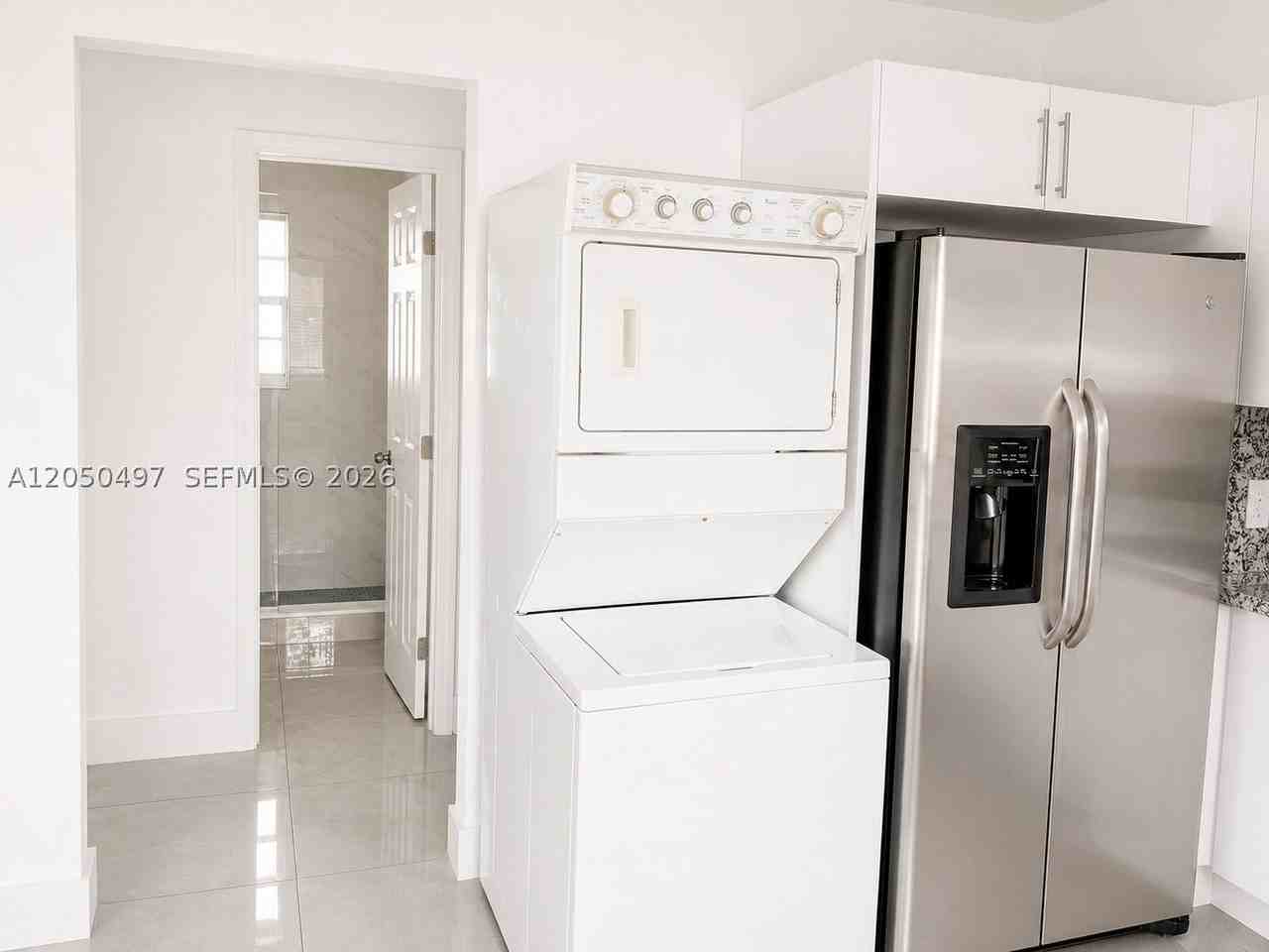 1114 Nw 59th St - Photo 6 of 12