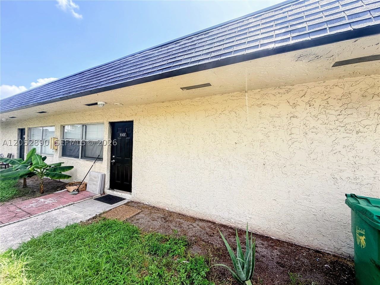 5307 Nw 23rd St #176 - Photo 3 of 24