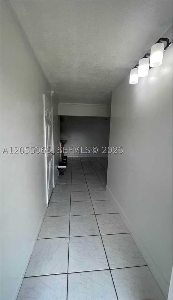 17201 Nw 53rd Ave #1 - Photo 3 of 20