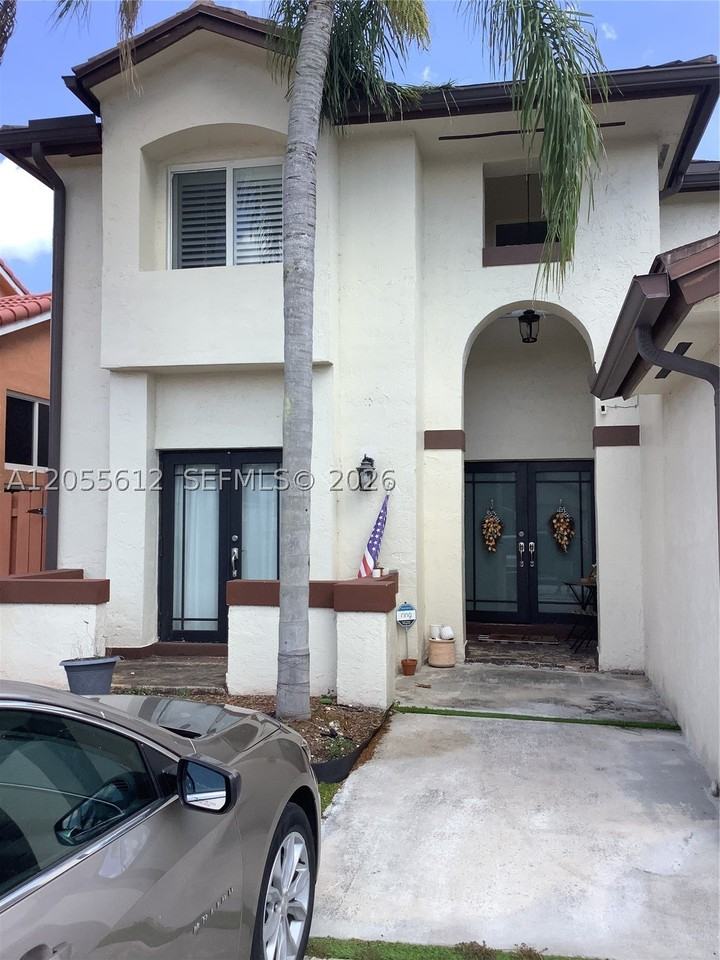 14230 Sw 91st St - Photo 2 of 12