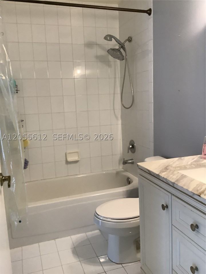 14230 Sw 91st St - Photo 6 of 12