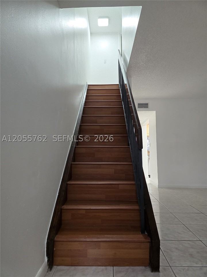 12230 Sw 16th Ter #J102 - Photo 7 of 35