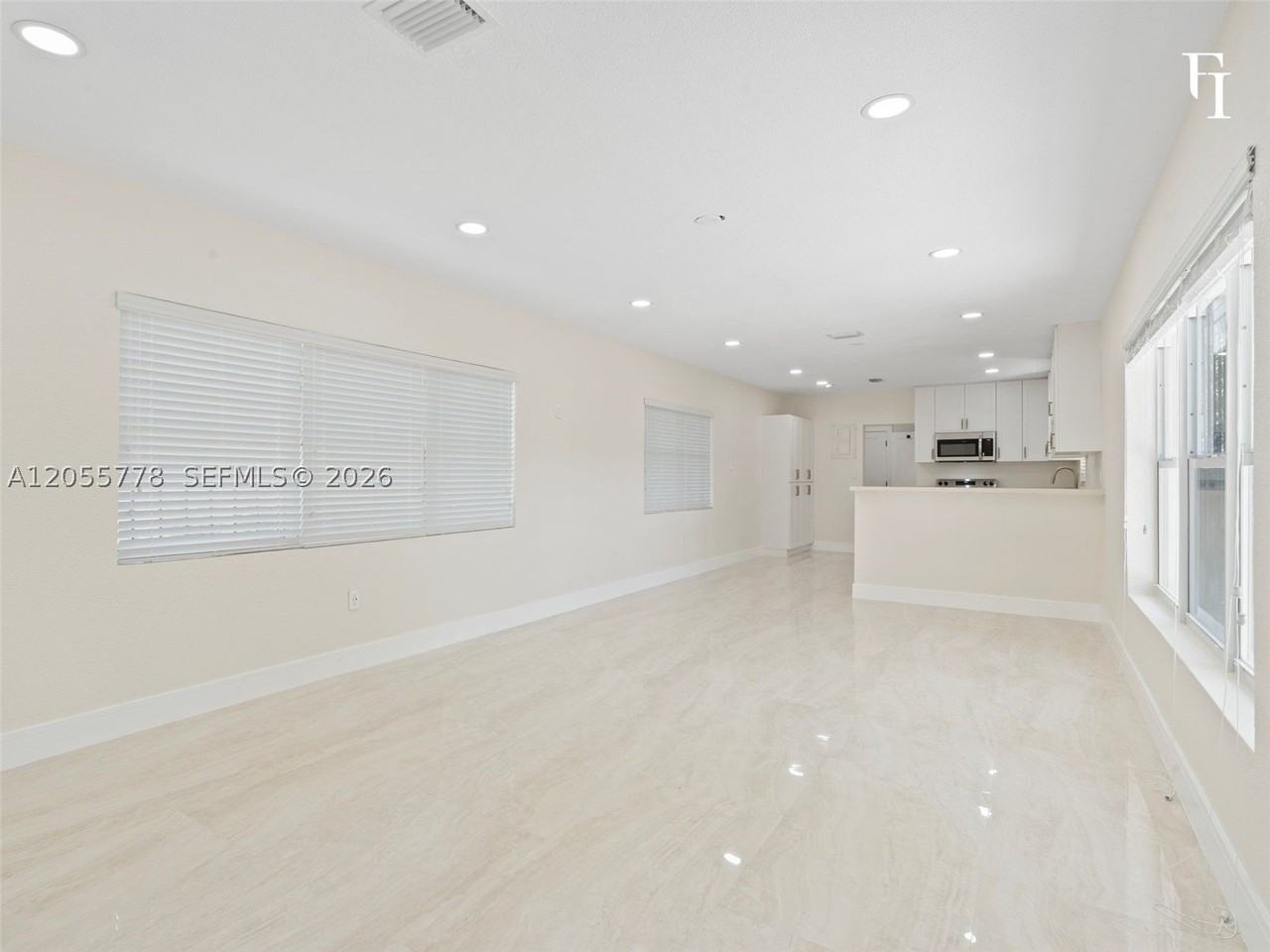 3228 Nw 11th Ave - Photo 5 of 30
