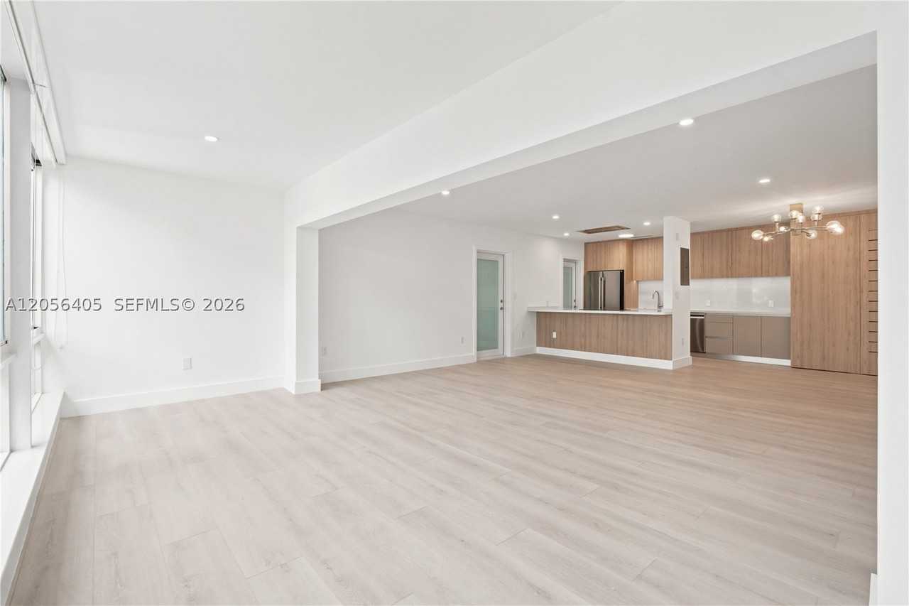260 Sunrise Dr #E - Photo 2 of 18