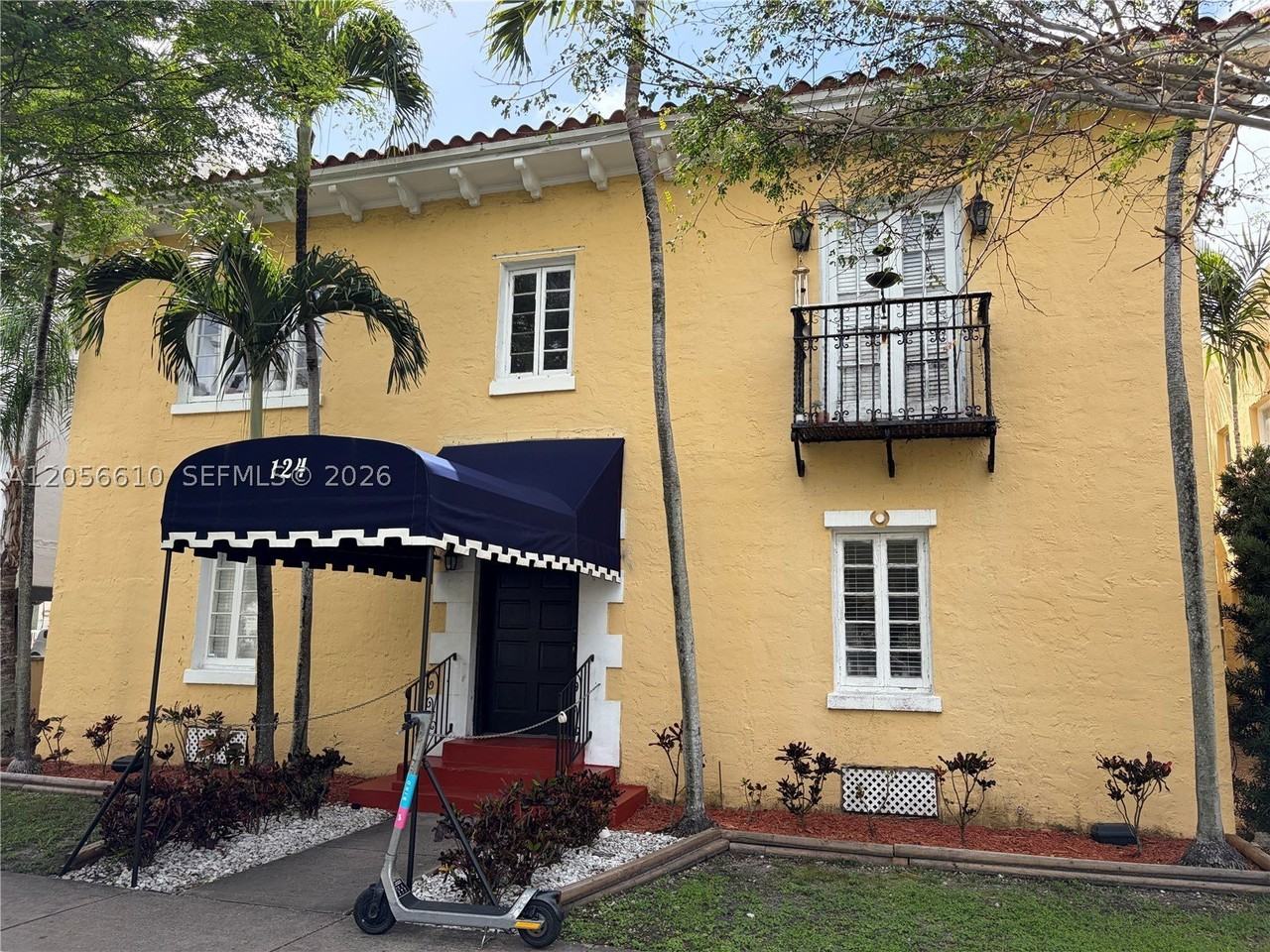 124 Mendoza Ave #2A