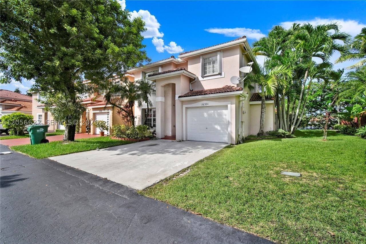 16301 Sw 100th Ter - Photo 3 of 33