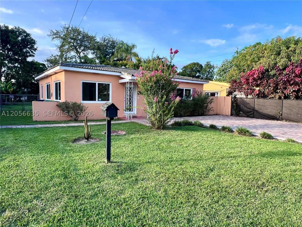 6225 Sw 26th St - Photo 6 of 6
