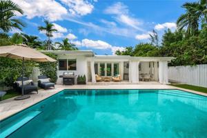 featured image of 736 W 51st St #736