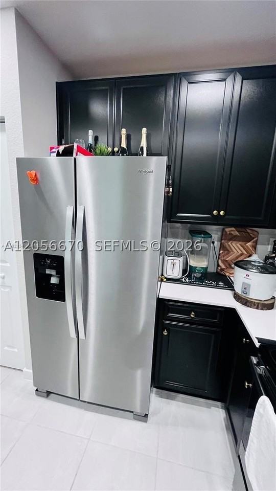 1065 Nw 4th Ter #1065 - Photo 3 of 17