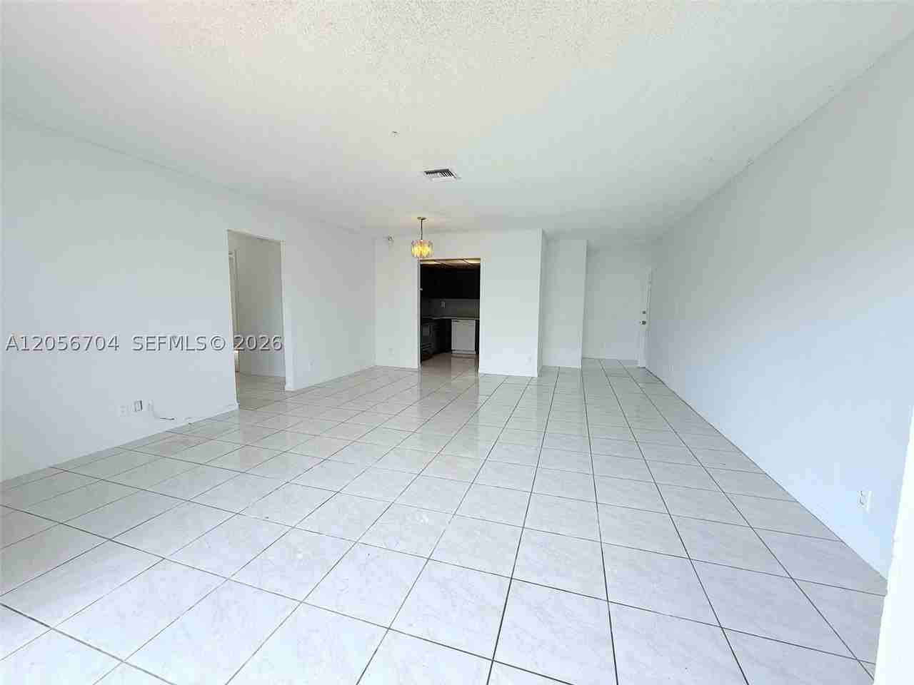 3100 Coral Springs Dr #2B - Photo 5 of 12