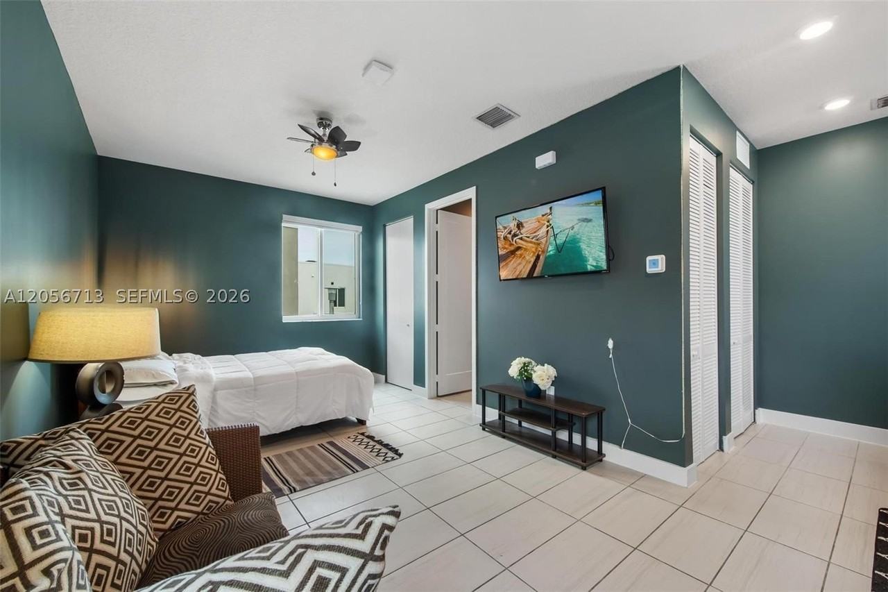 6663 Nw 103rd Pkwy - Photo 6 of 15