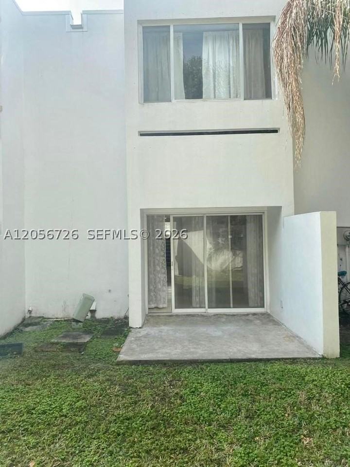 5020 Elmhurst Rd #B - Photo 2 of 24