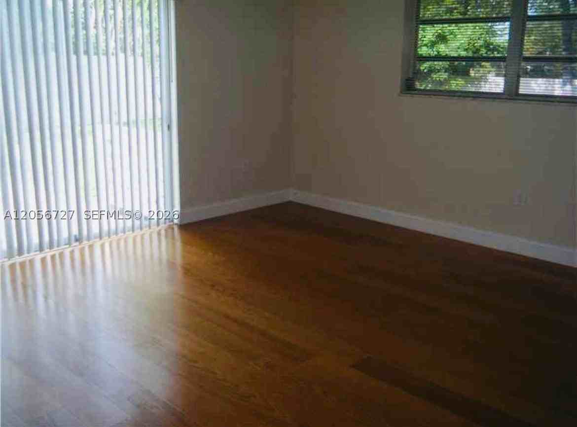 6790 Sw 10th Ct #6790 - Photo 7 of 10
