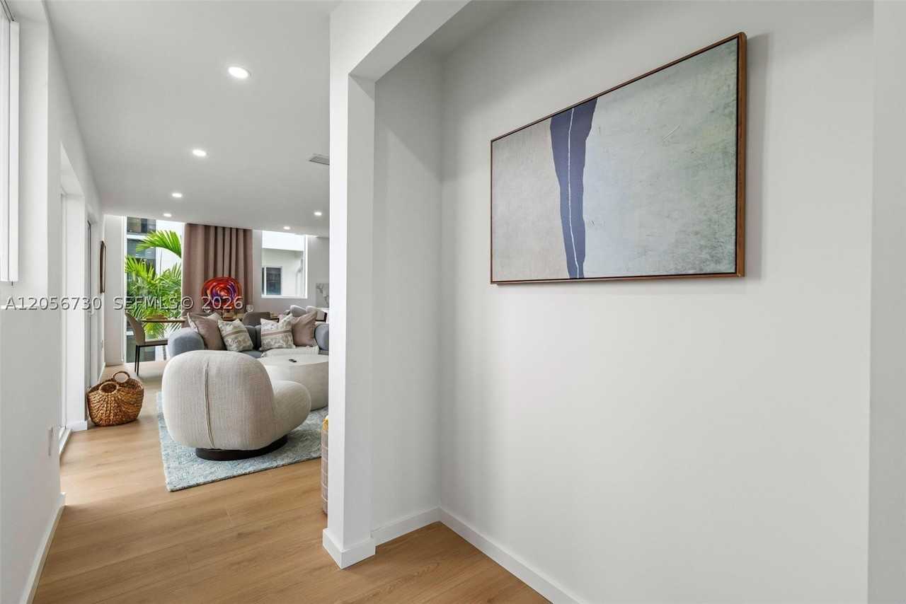 1975 Calais Dr #6 - Photo 6 of 49