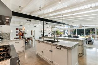 270 Island Dr - Photo 1 of 1