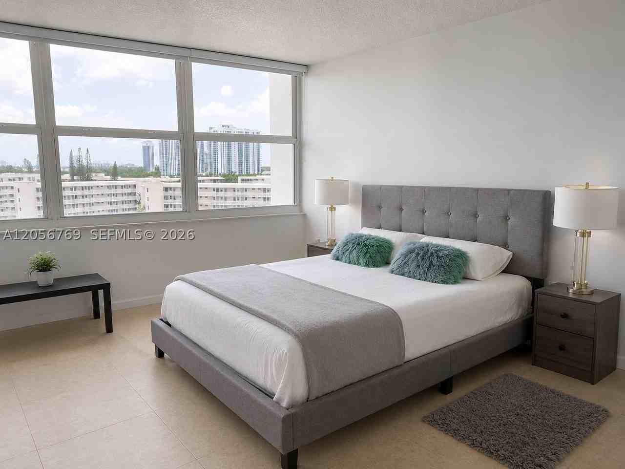 18041 Biscayne Blvd #803 - Photo 3 of 24