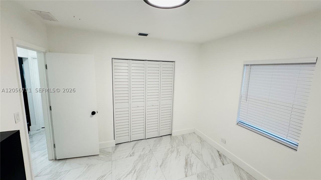 6212 Coral Way - Photo 3 of 10