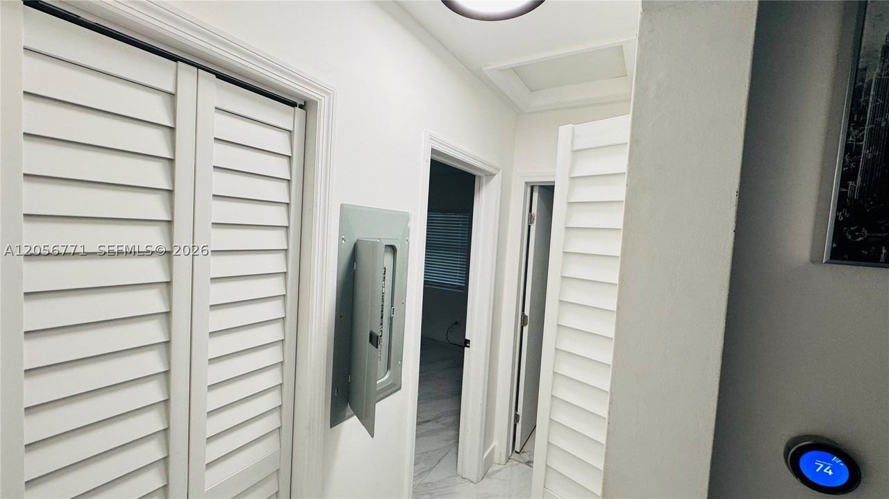 6212 Coral Way - Photo 5 of 10