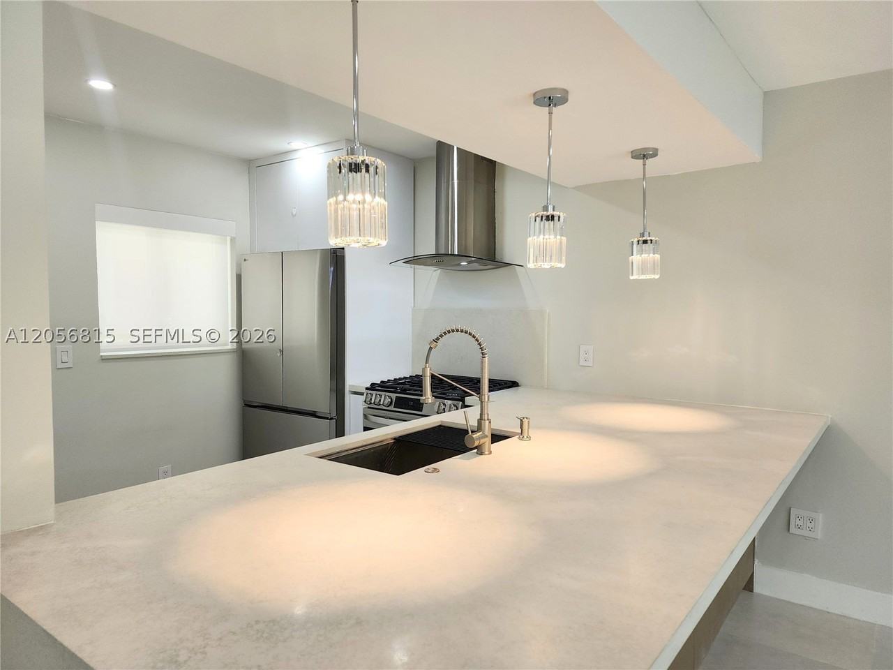 7342 Gary Ave - Photo 4 of 50