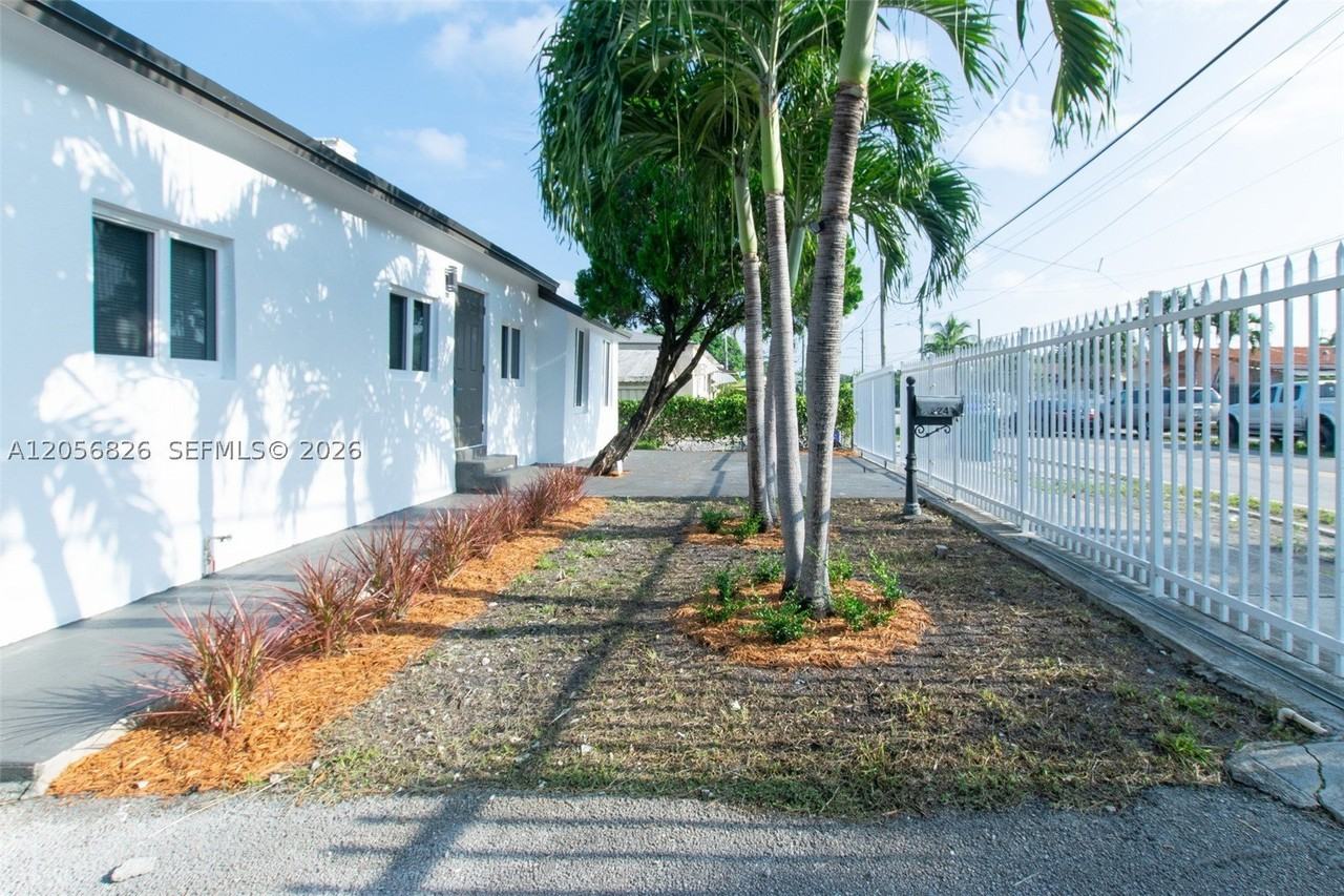 2324 Nw 14th Ave #0 - Photo 4 of 20