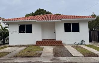 2803 Sw 26th St #B - Photo 1 of 1