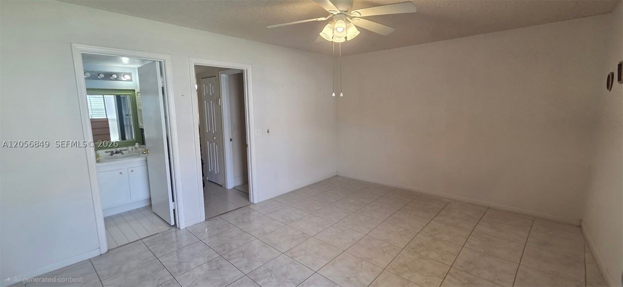 920 Se 2nd Ave #7 - Photo 2 of 12