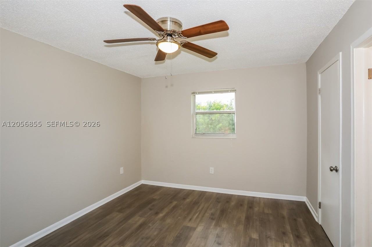 14971 Sw 304th St - Photo 7 of 15