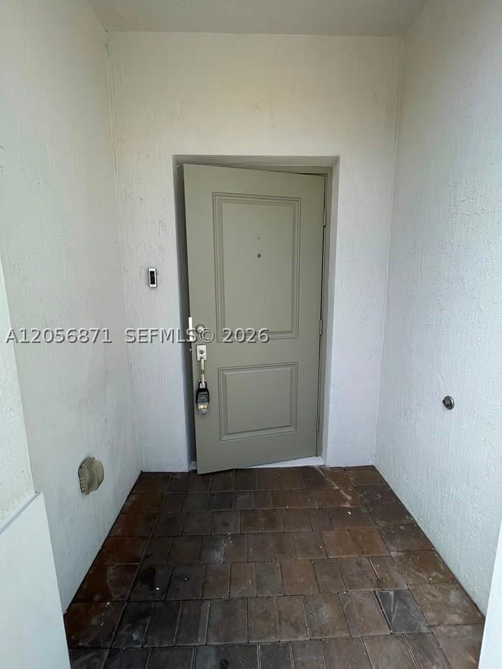 11876 Sw 245th Ter #11876 - Photo 3 of 20