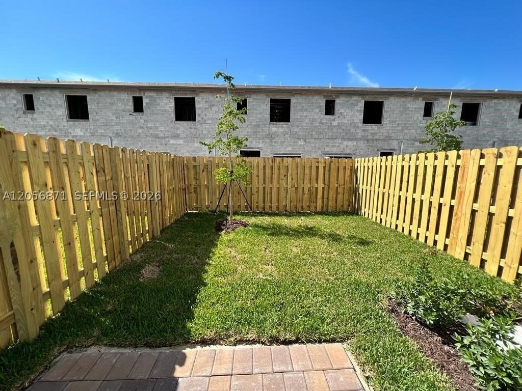 11876 Sw 245th Ter #11876 - Photo 4 of 20