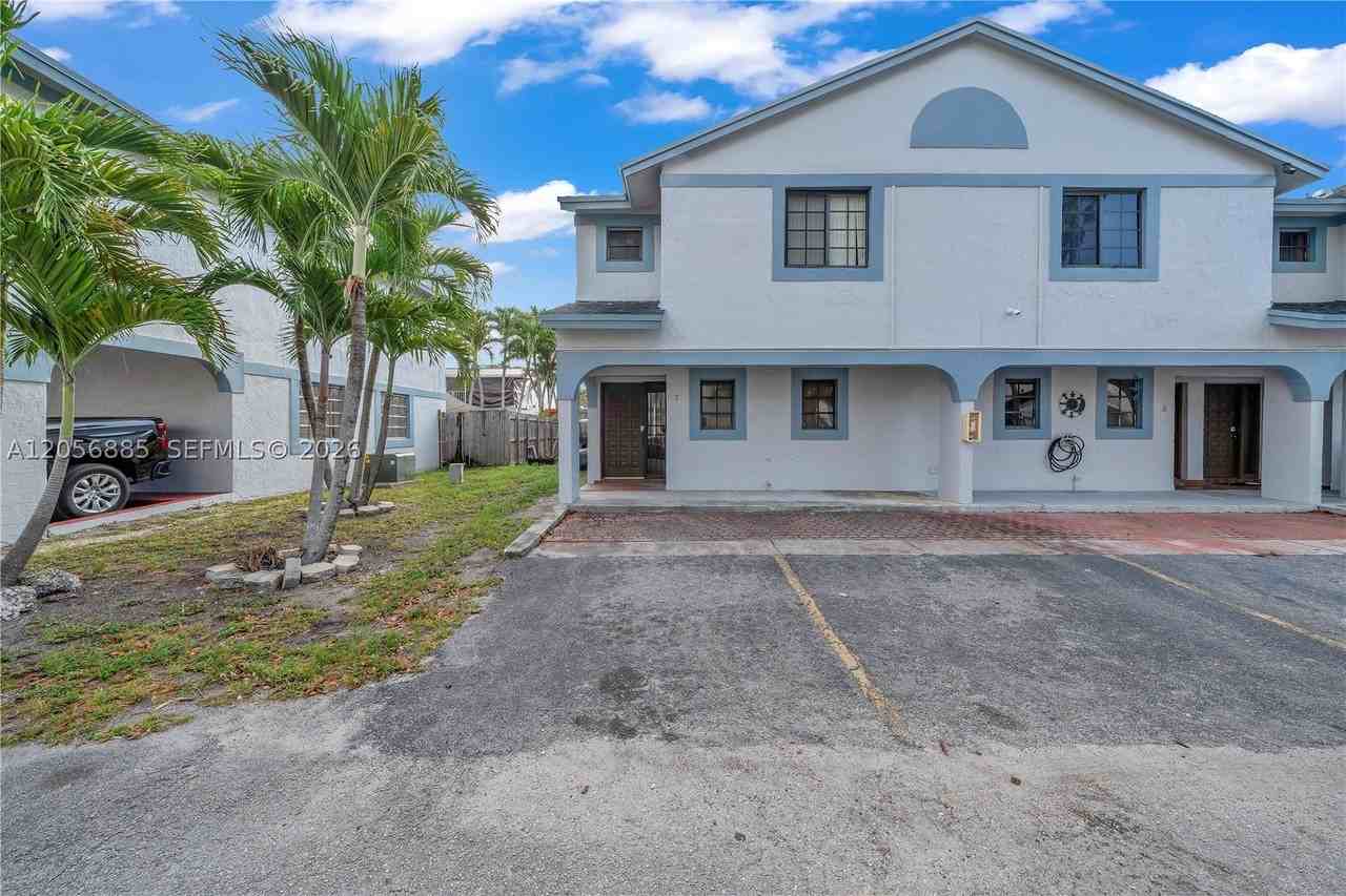 1535 Sw 122nd Ave #3-7