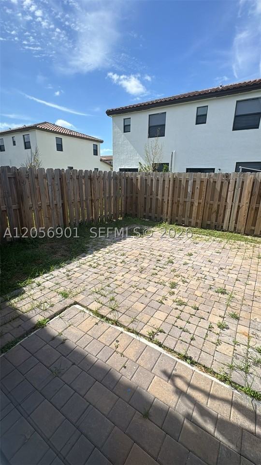 11846 Sw 246th Ln #11846 - Photo 3 of 27