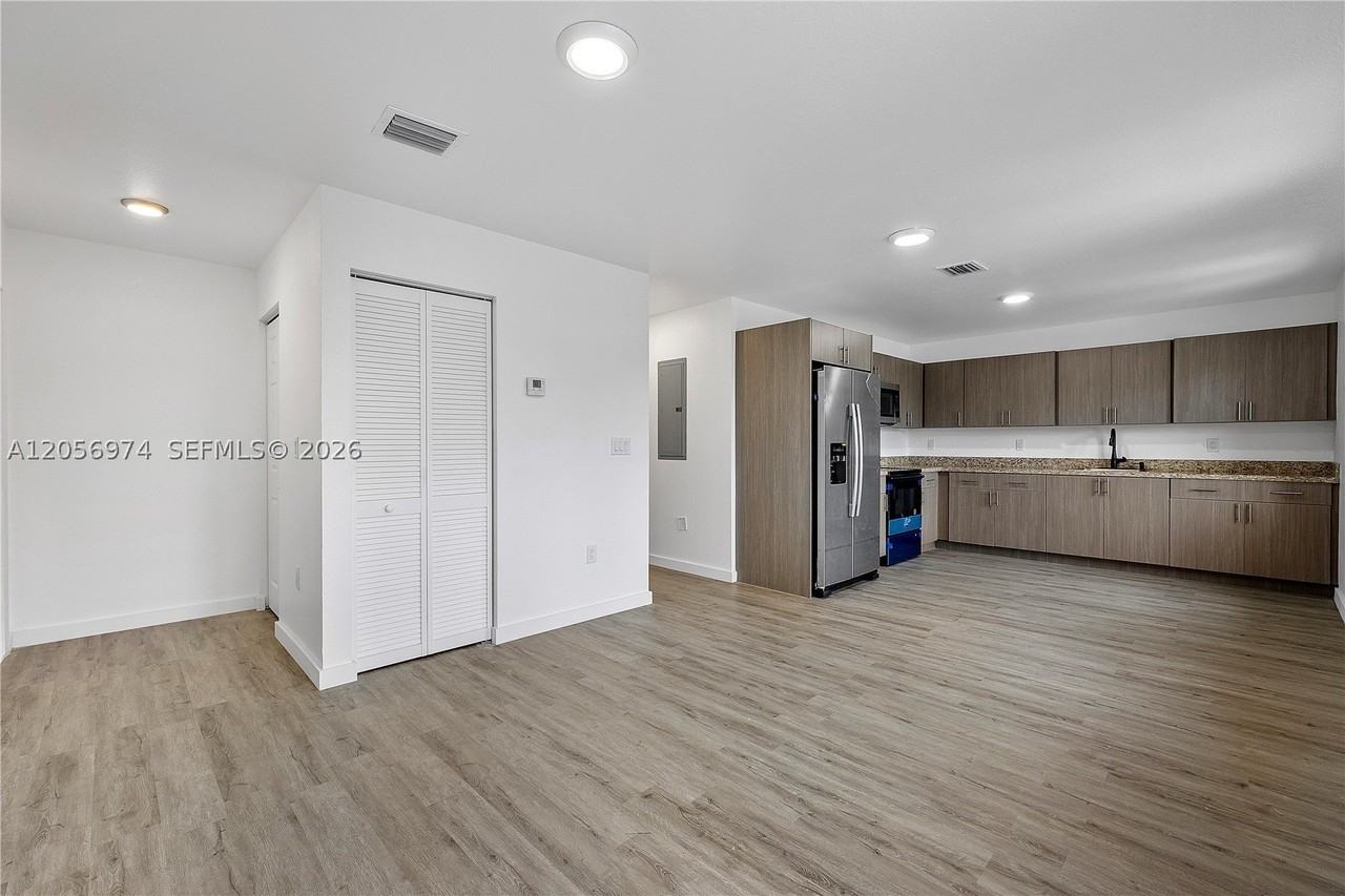 1884 Nw 64th St #B - Photo 2 of 6