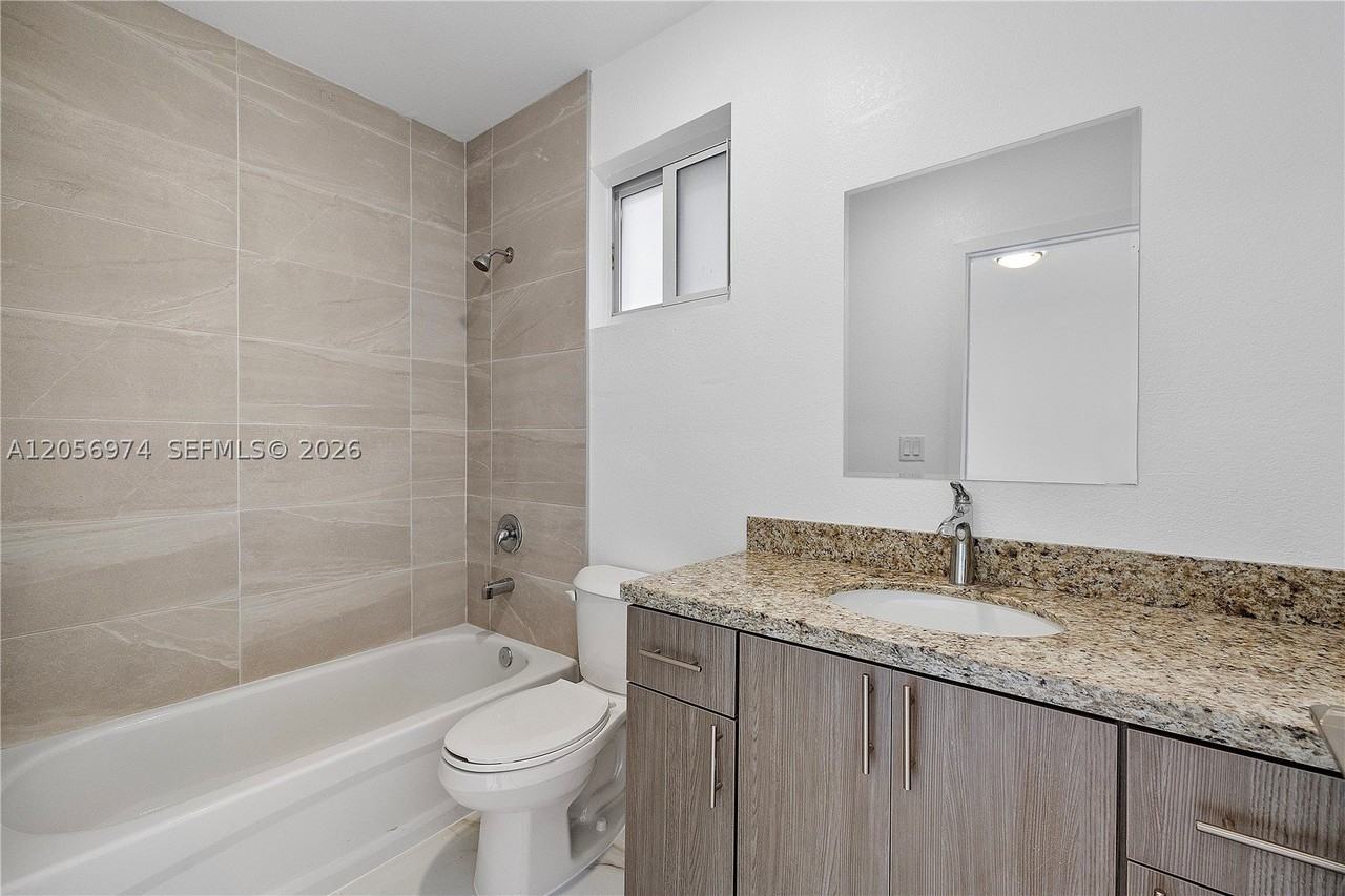 1884 Nw 64th St #B - Photo 4 of 6
