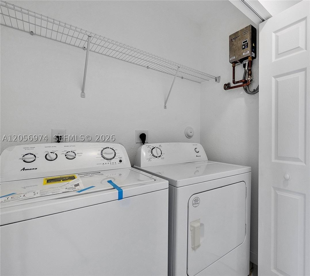 1884 Nw 64th St #B - Photo 5 of 6
