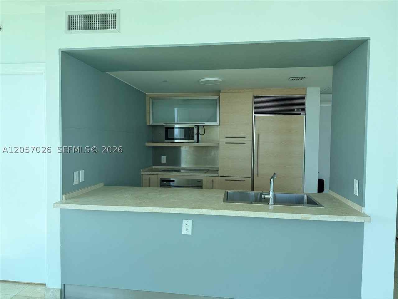 6000 Indian Creek Dr #17A - Photo 7 of 26