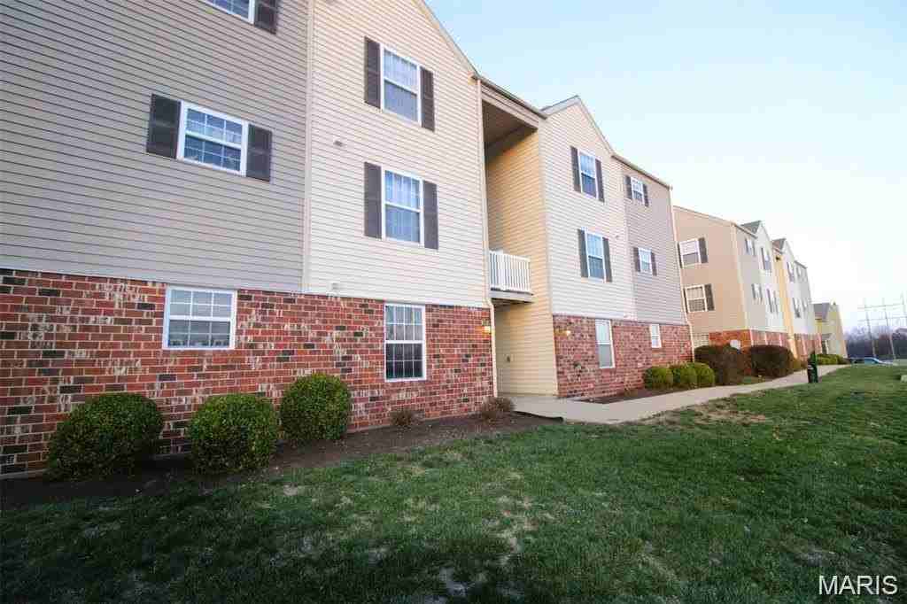 1124 Welsh Dr - Photo 2 of 23