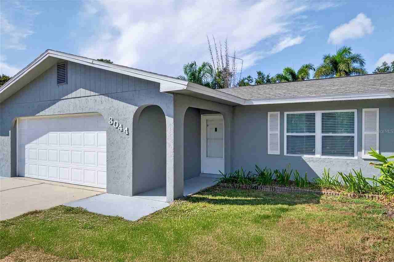 3044 Golden Rain Dr - Photo 2 of 35
