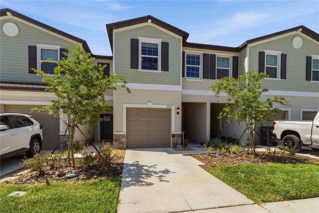 2549 Sunray Venus Way - Photo 3 of 32
