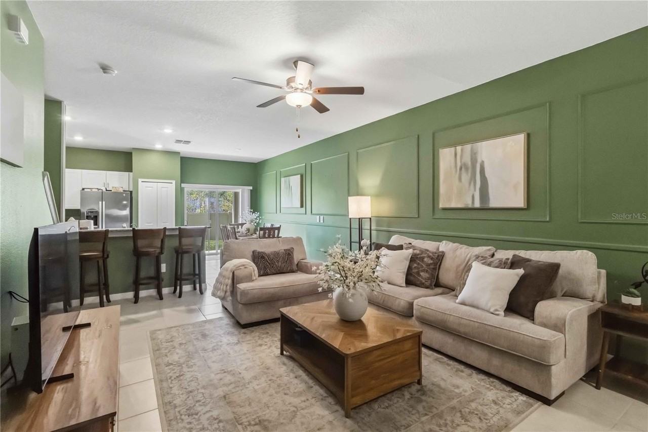 2549 Sunray Venus Way - Photo 6 of 32