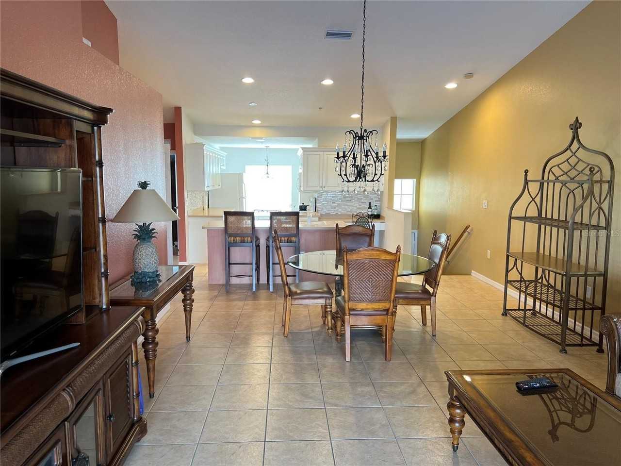 7060 Strand Cir #7060 - Photo 7 of 23